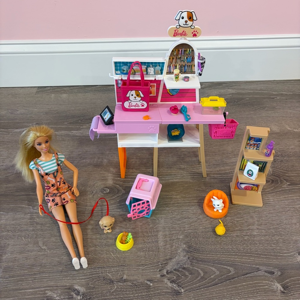 Barbie Doll Pet Boutique Playset with Four Pets and Accessories